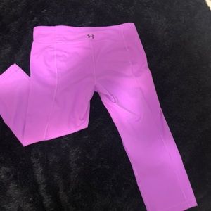 Medium under armor leggings